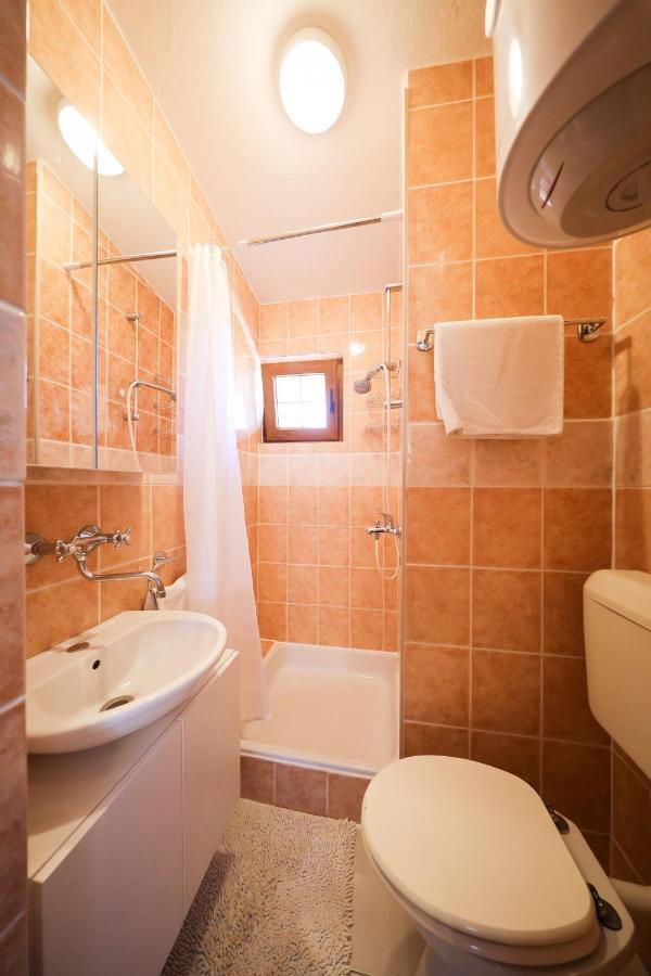 Apartmani Vesna Бибинє Екстер'єр фото