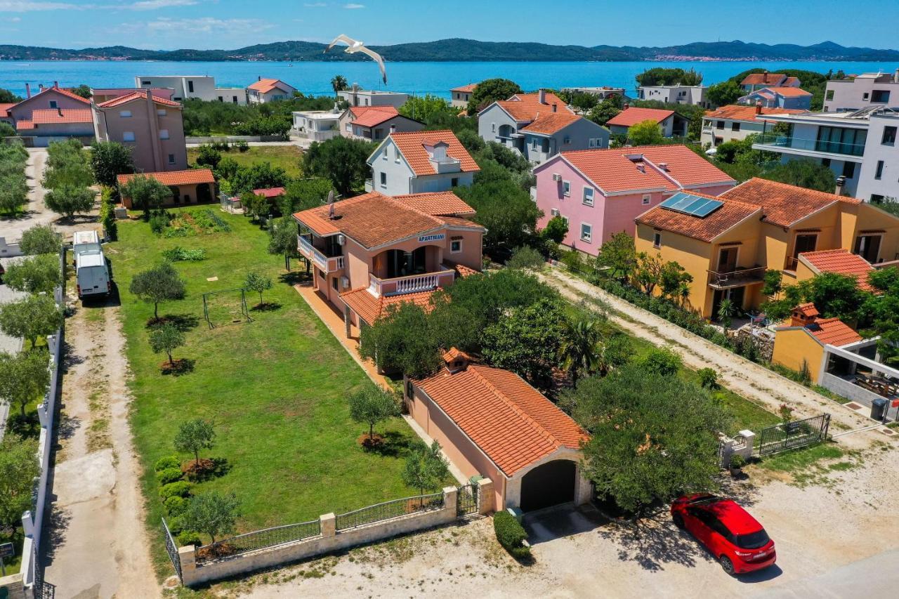 Apartmani Vesna Бибинє Екстер'єр фото