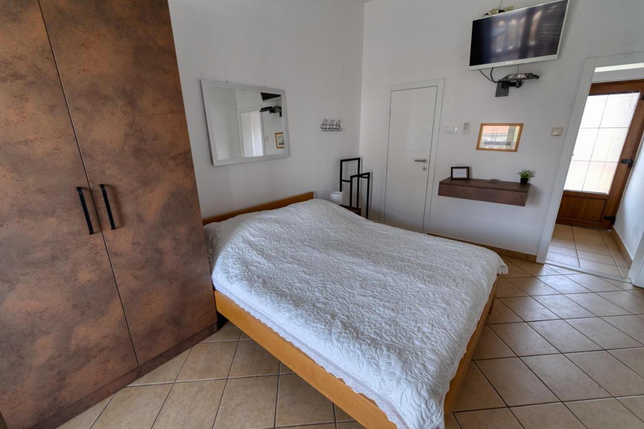 Apartmani Vesna Бибинє Екстер'єр фото