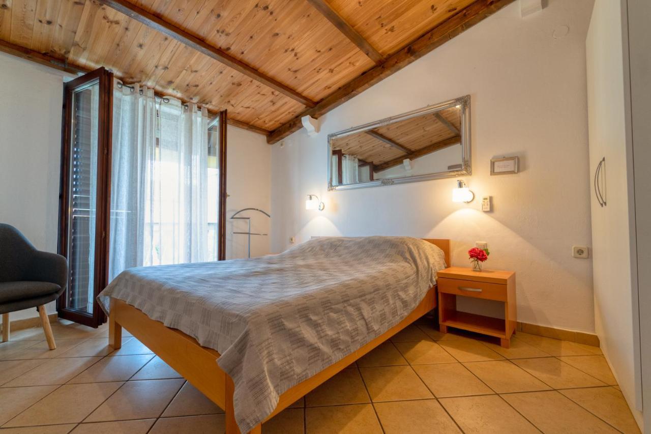 Apartmani Vesna Бибинє Екстер'єр фото